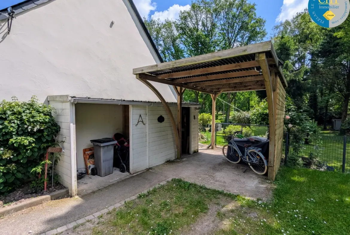 Maison en vente proche de la forêt de Brocéliande avec terrain arboré 