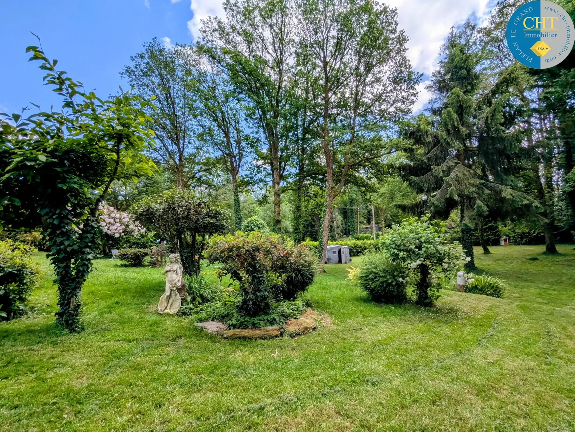 Maison en vente proche de la forêt de Brocéliande avec terrain arboré 