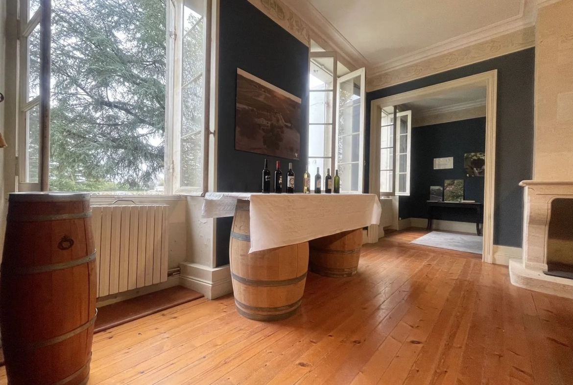Vente d'un Château viticole de prestige en Médoc avec 22 hectares en Agriculture Biologique 