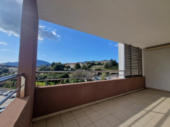Appartement T2 lumineux avec terrasse à Ajaccio proche Mezzavia