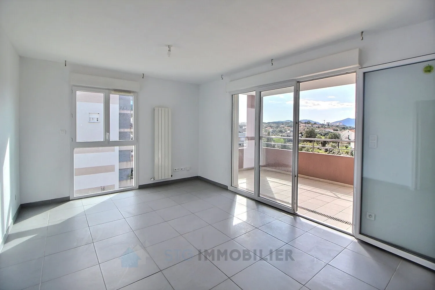 Appartement T2 lumineux avec terrasse à Ajaccio proche Mezzavia 