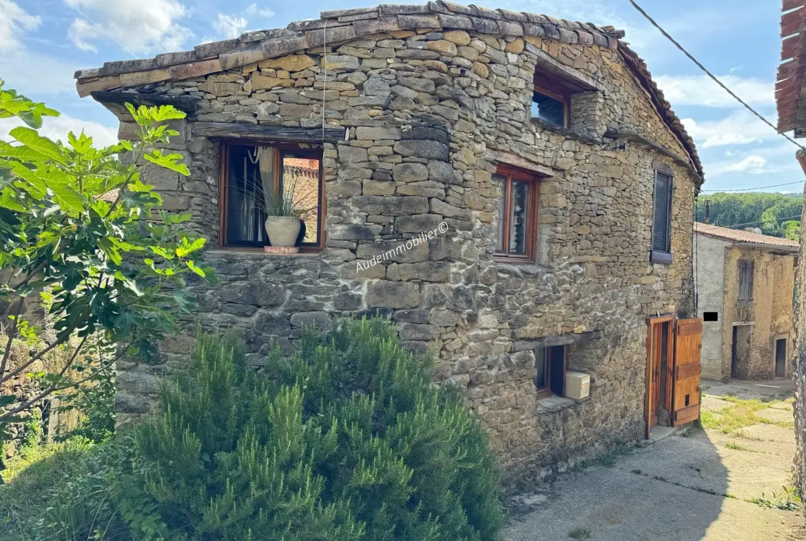 Maison en pierres avec jardin et terres dans la vallée de Limoux 