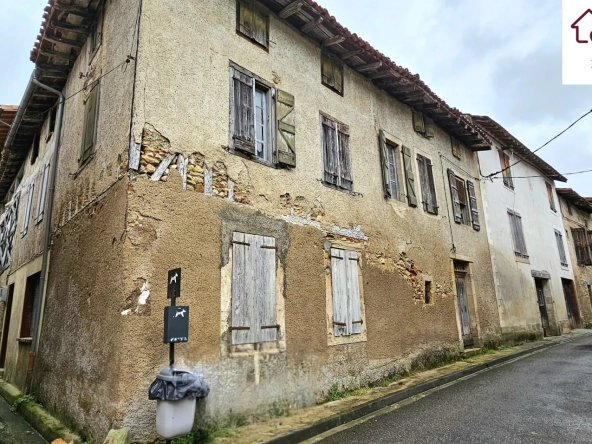 Bâtisse à rénover au Mas d'Azil : potentiel exceptionnel en Ariège