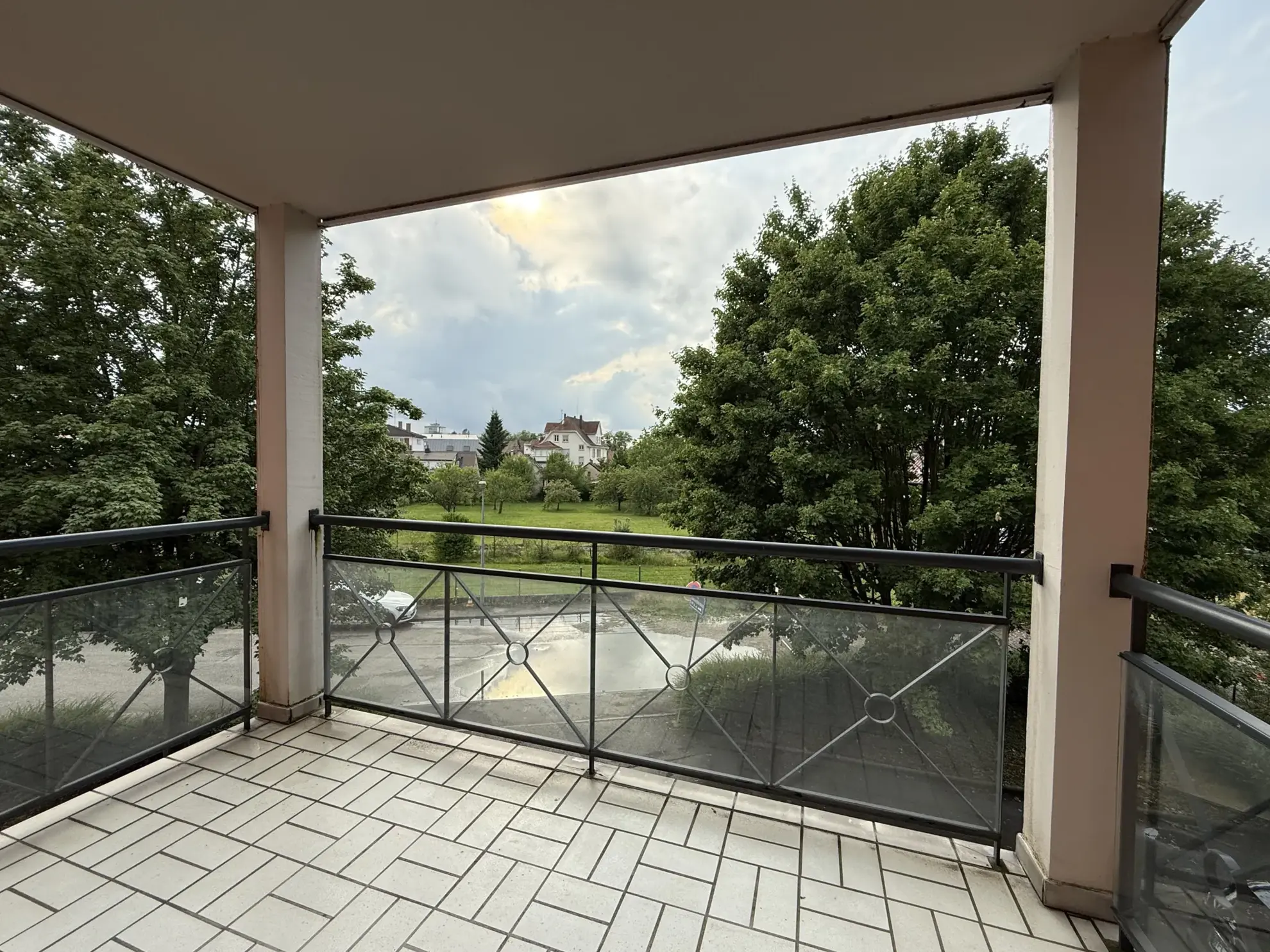 Appartement 3 pièces avec balcon et parking à Strasbourg Robertsau 