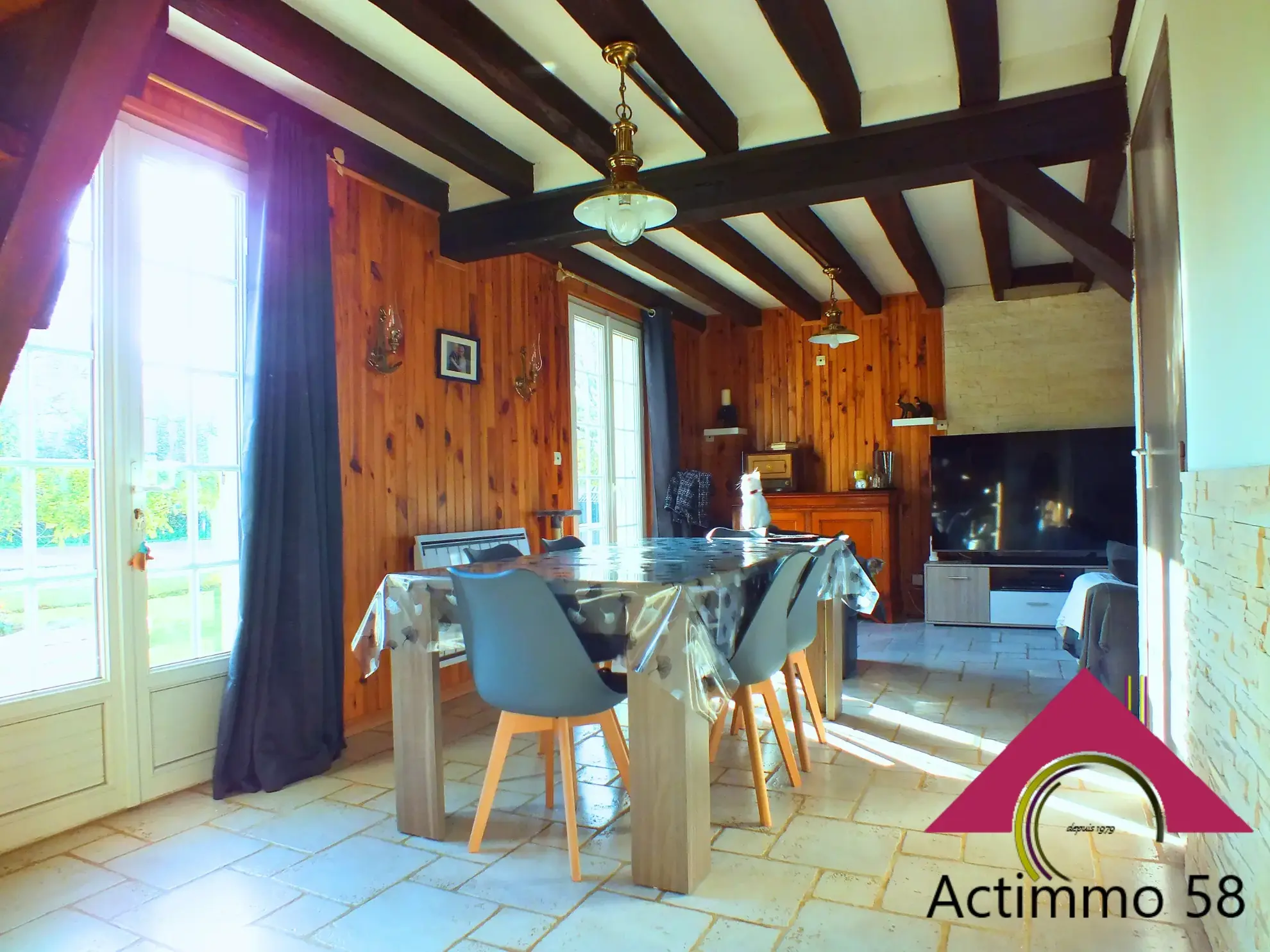 Maison à vendre de 117 m² avec jardin et garage près de Dun-sur-Auron 
