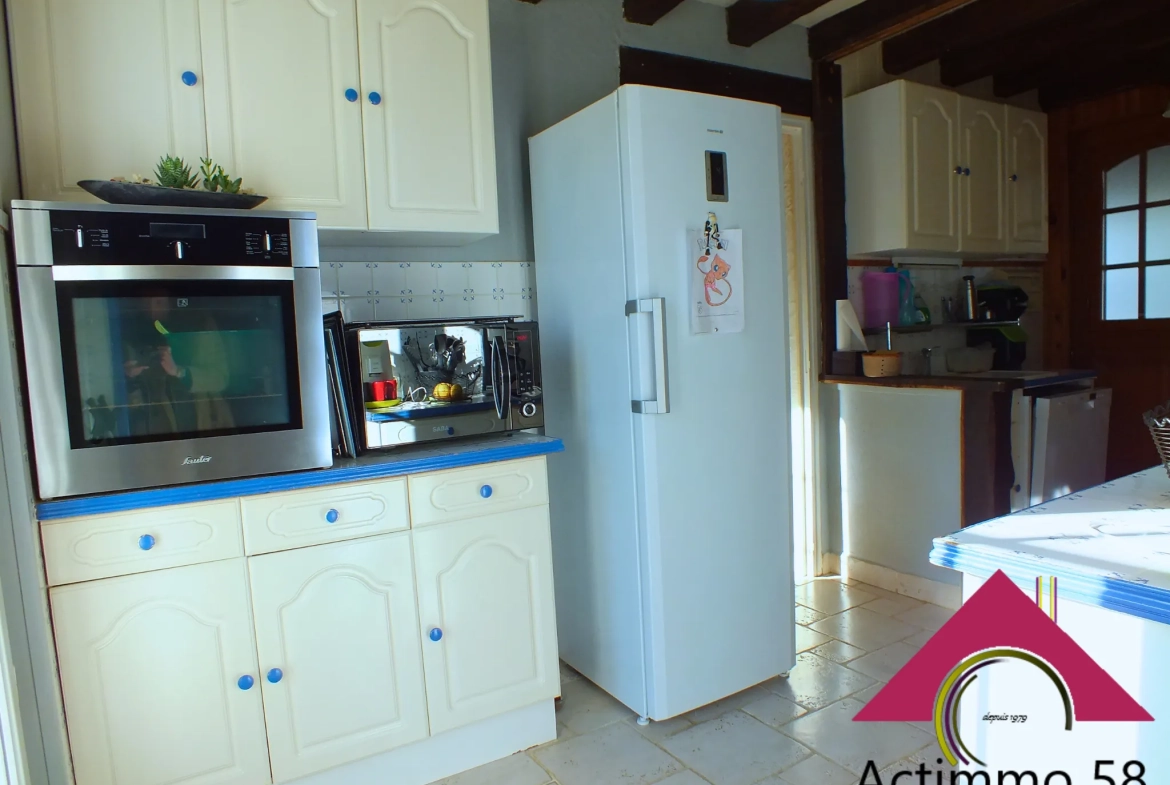 Maison à vendre de 117 m² avec jardin et garage près de Dun-sur-Auron 