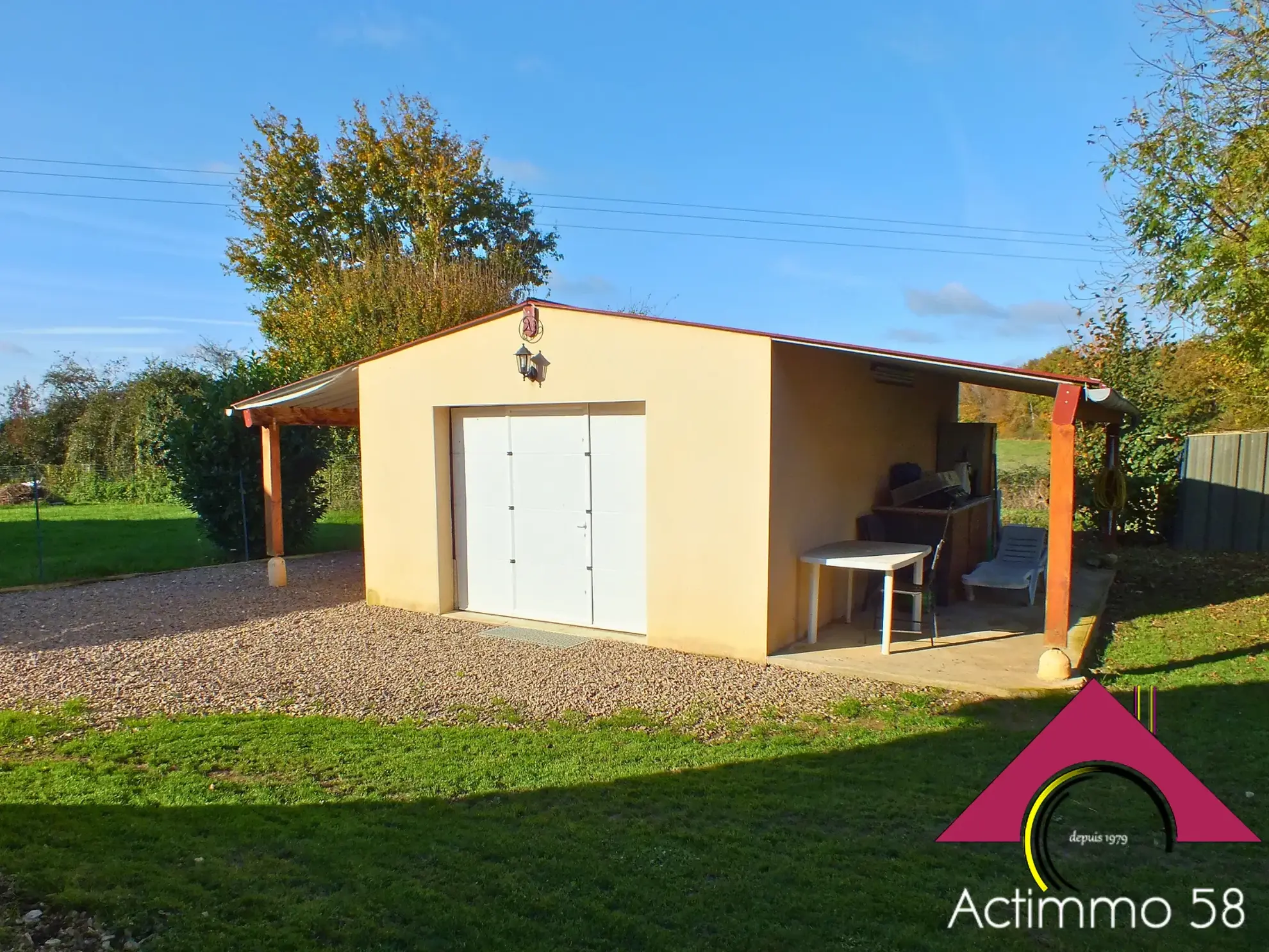 Maison à vendre de 117 m² avec jardin et garage près de Dun-sur-Auron 