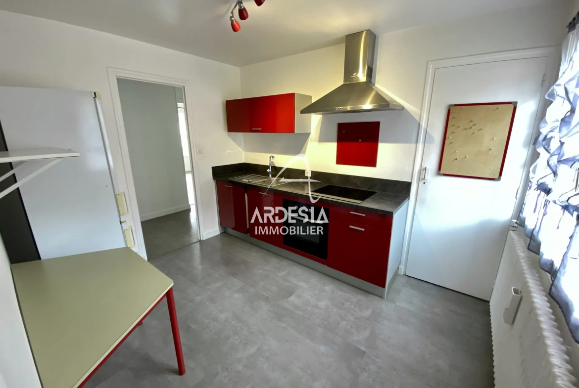 Appartement T3 bis à vendre de 78 m² à Saint-Michel de Maurienne 