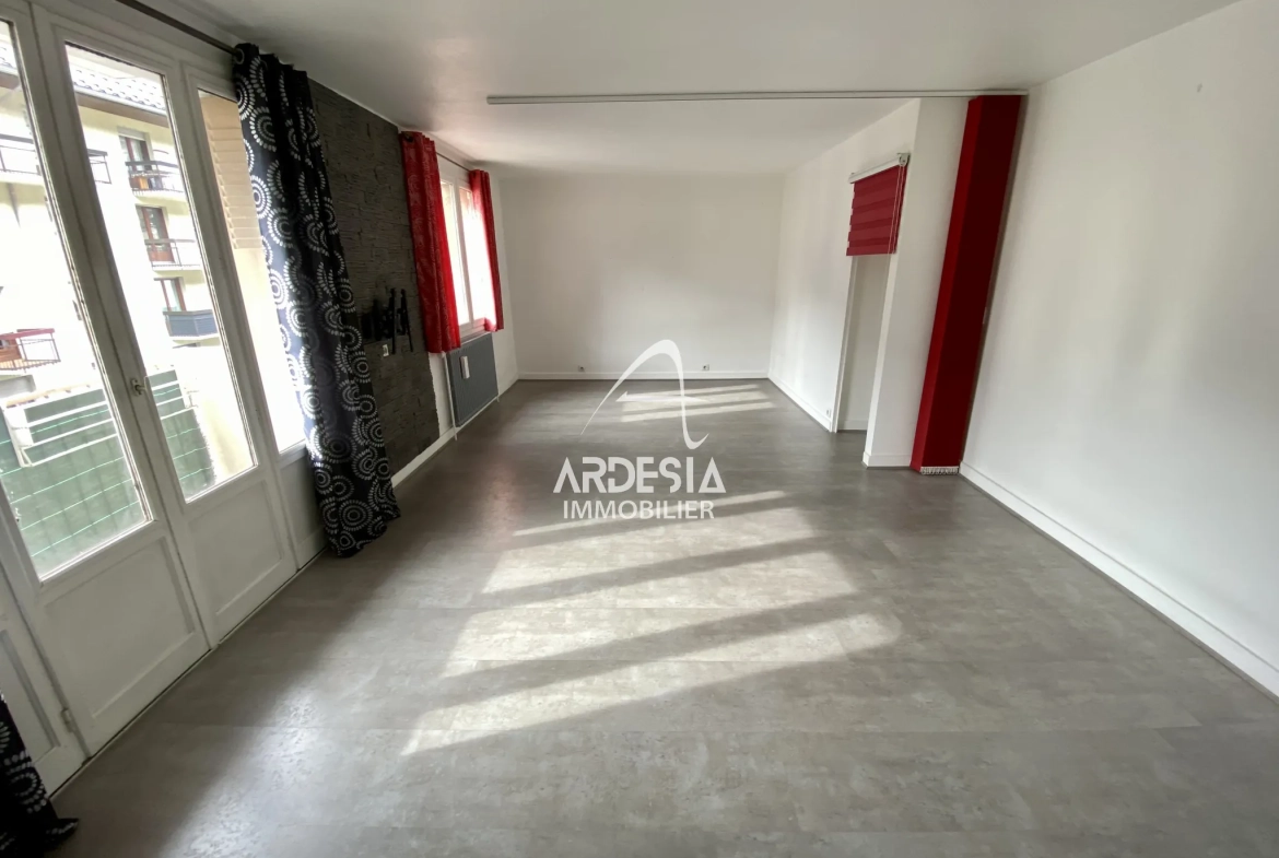 Appartement T3 bis à vendre de 78 m² à Saint-Michel de Maurienne 