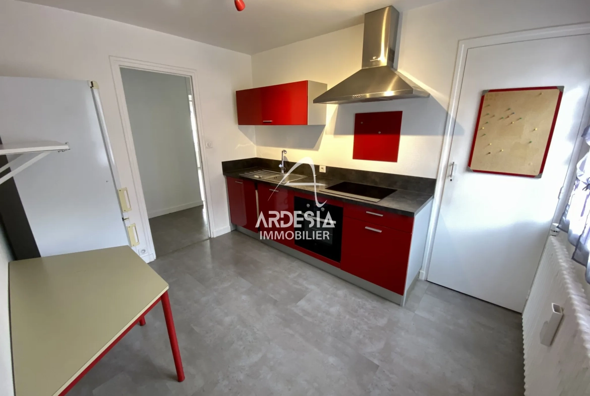 Appartement T3 bis à vendre de 78 m² à Saint-Michel de Maurienne 
