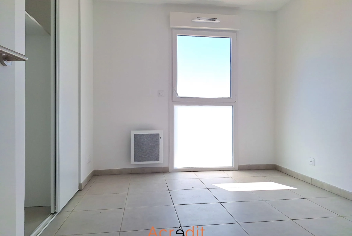 Appartement T3 avec terrasse, parking à Boujan-sur-Libron 