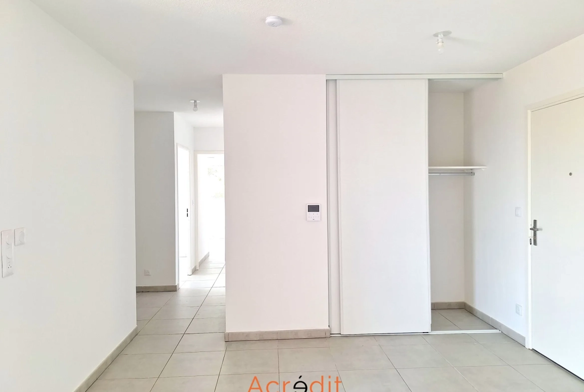 Appartement T3 avec terrasse, parking à Boujan-sur-Libron 