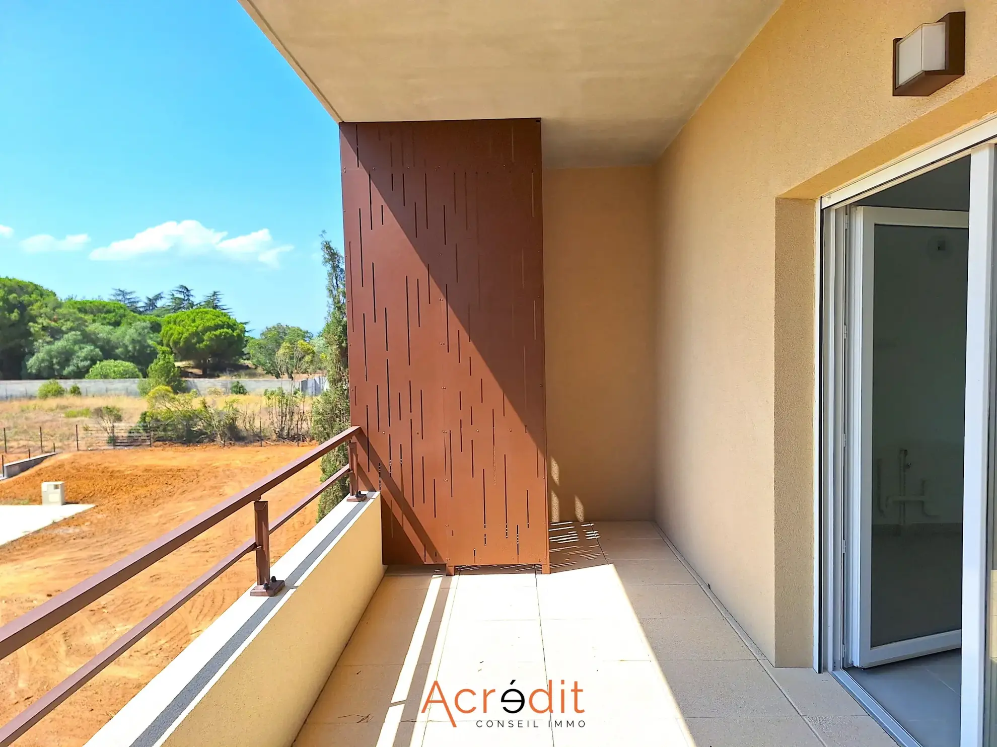 Appartement T3 avec terrasse, parking à Boujan-sur-Libron 