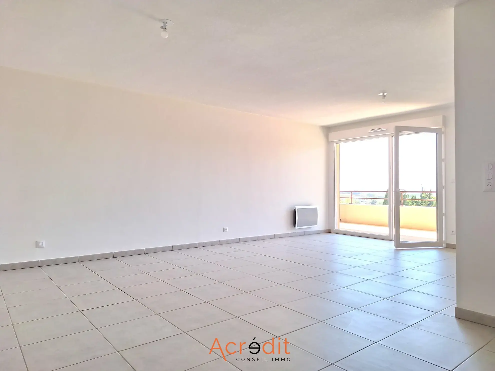 Appartement T3 avec terrasse, parking à Boujan-sur-Libron 