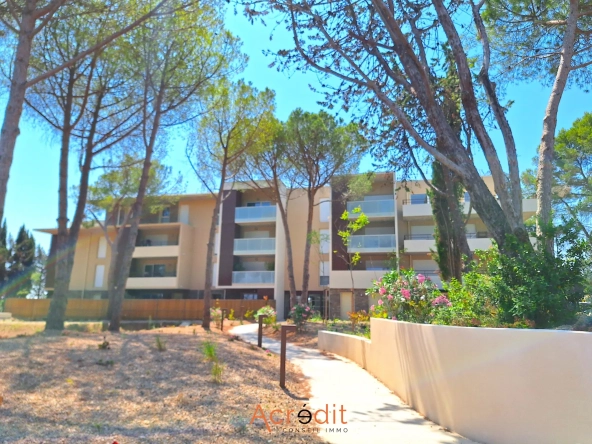 Appartement T3 avec terrasse, parking à Boujan-sur-Libron