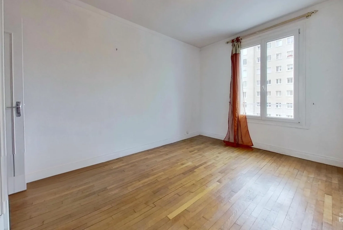 Appartement 3 pièces de 77m² avec balcon au centre de Caen 