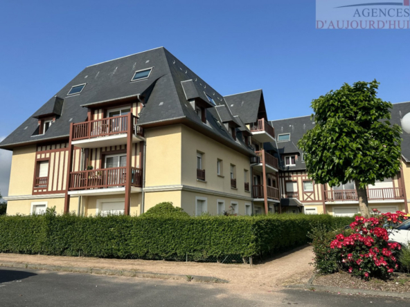 Appartement 3 pièces de 58 m² à Blonville-sur-Mer, avec balcon, cave et parking, proche plage et commerces