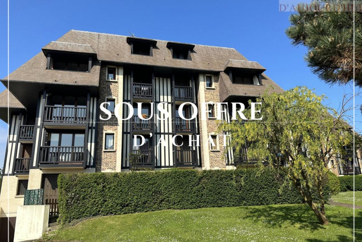 Appartement 2 pièces de 37 m² à Blonville-sur-Mer avec balcon, cave, parking, dans résidence proche commerces et plage.