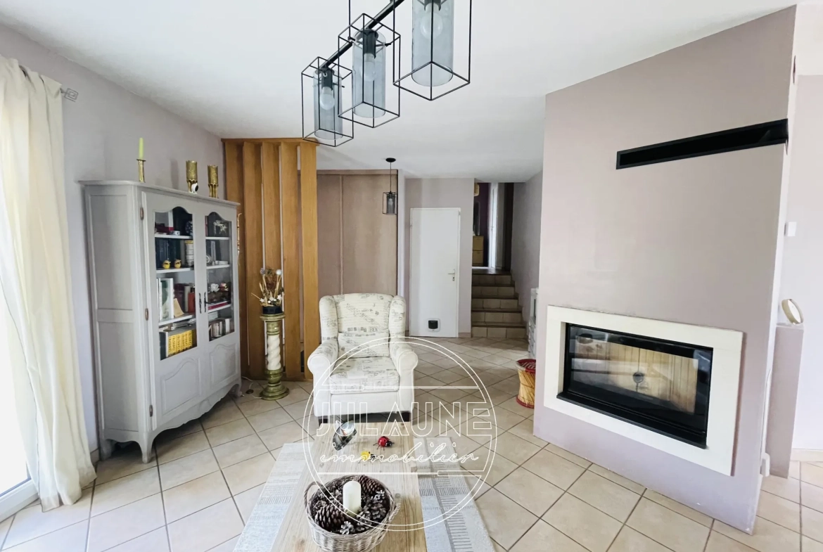 Charmante maison avec piscine à Boisseuil proche Limoges 