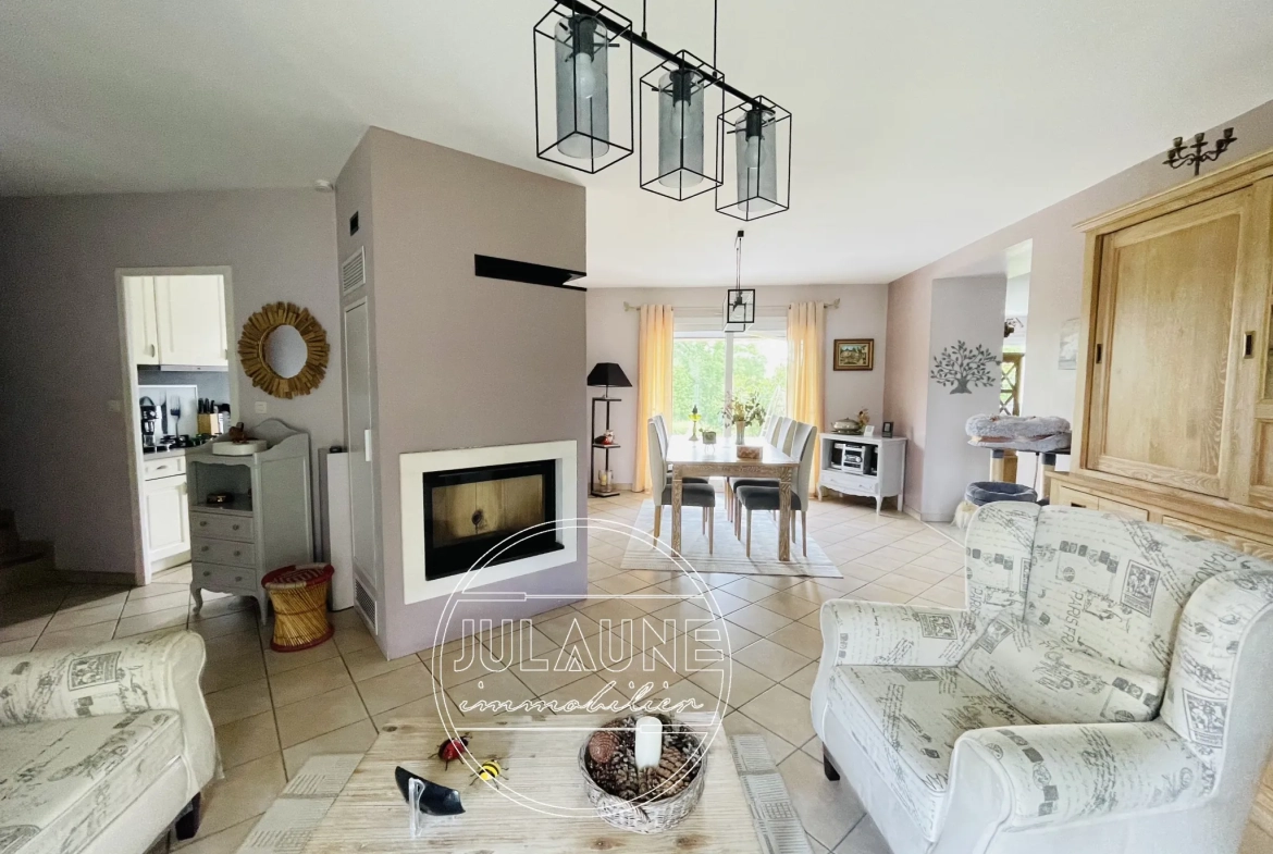 Charmante maison avec piscine à Boisseuil proche Limoges 