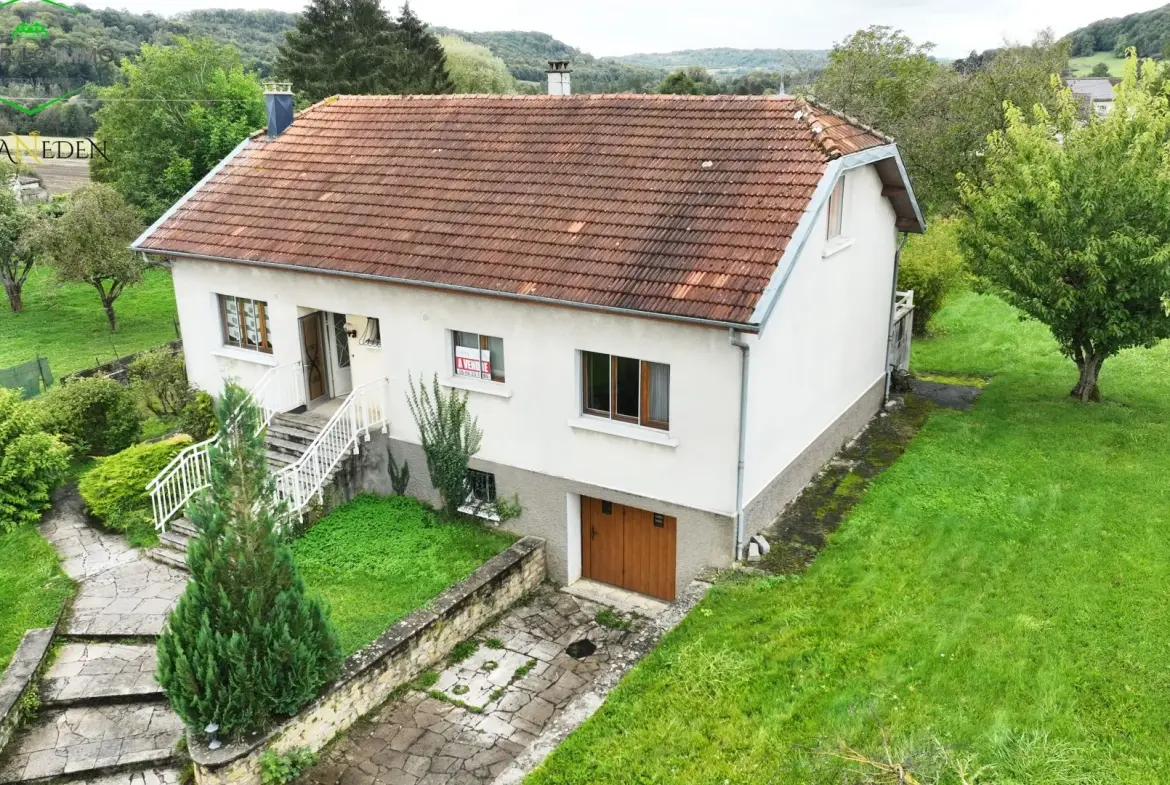 Maison spacieuse à rénover à Longwy, Terrain de 37 ares, Vue imprenable 