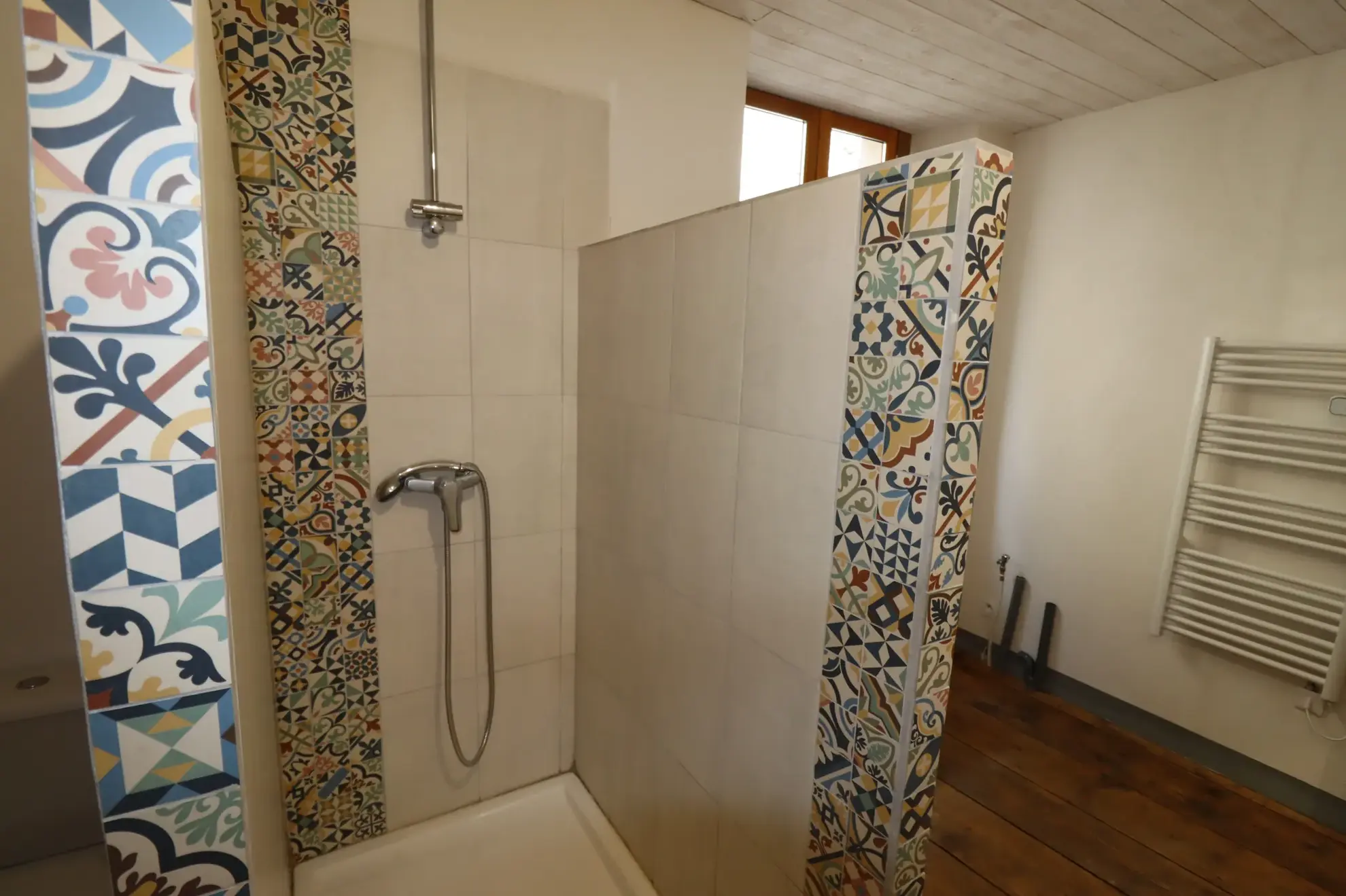 Bel appartement T3 ensoleillé à Beauvezer avec cave et chauffage réversible 