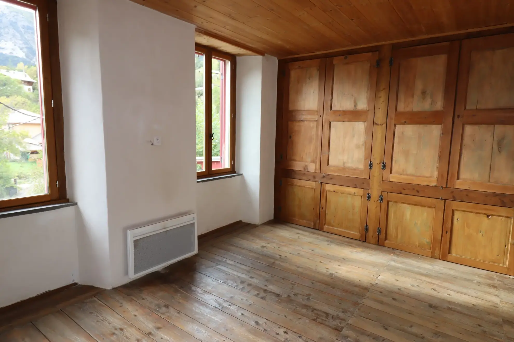 Bel appartement T3 ensoleillé à Beauvezer avec cave et chauffage réversible 