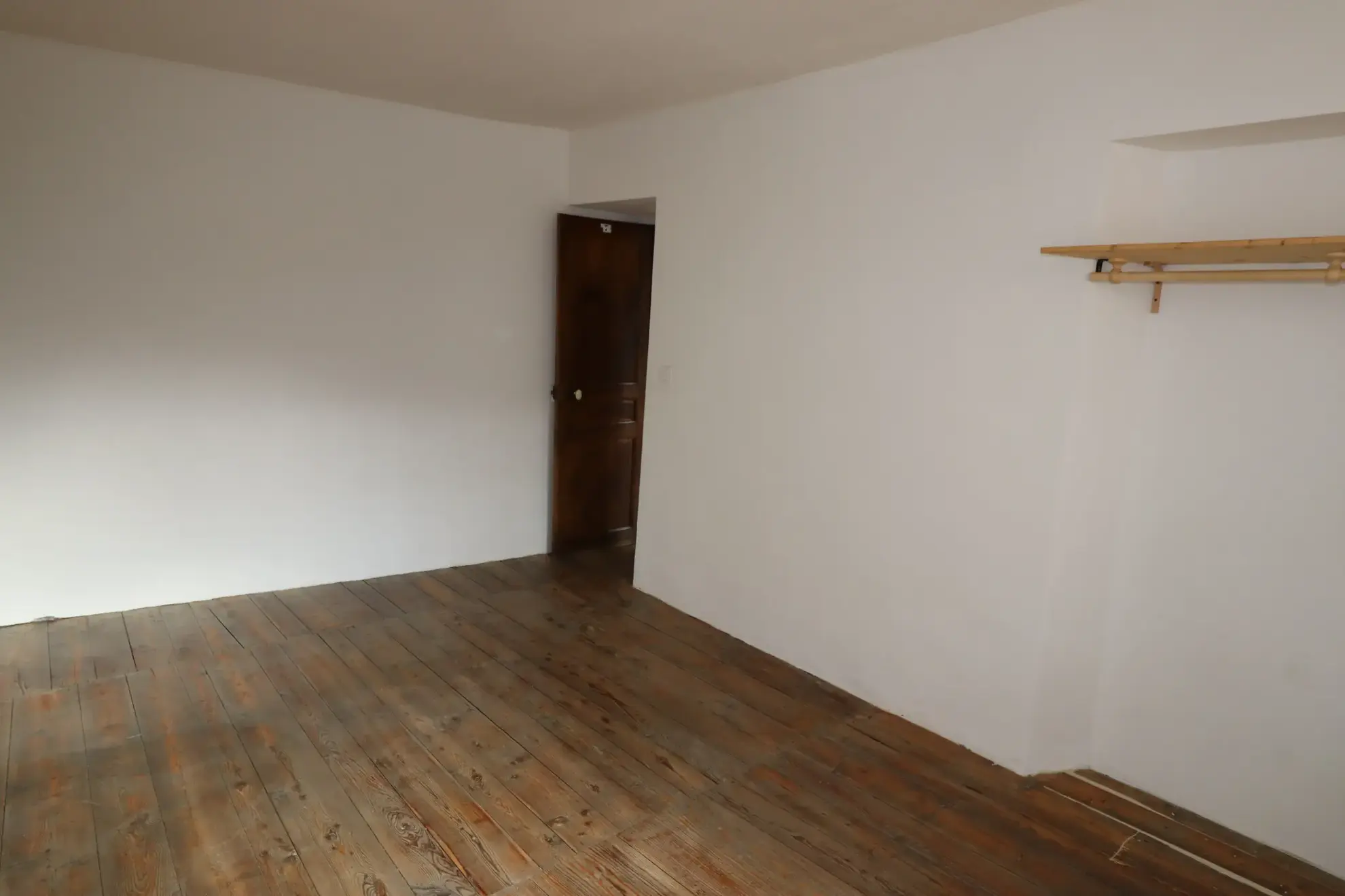 Bel appartement T3 ensoleillé à Beauvezer avec cave et chauffage réversible 