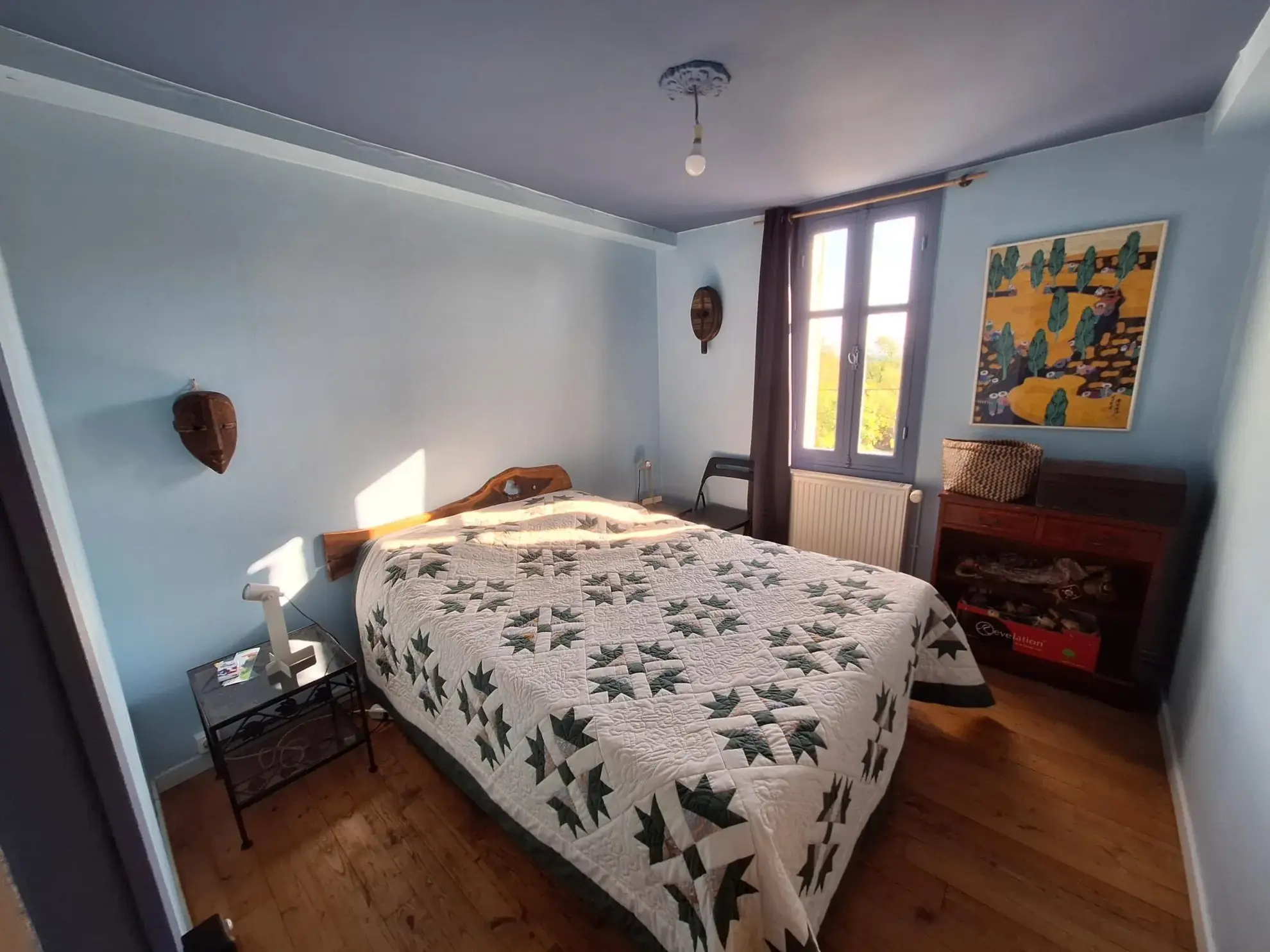Maison avec piscine à Ribérac, 170m², jardin, garage et dépendances 