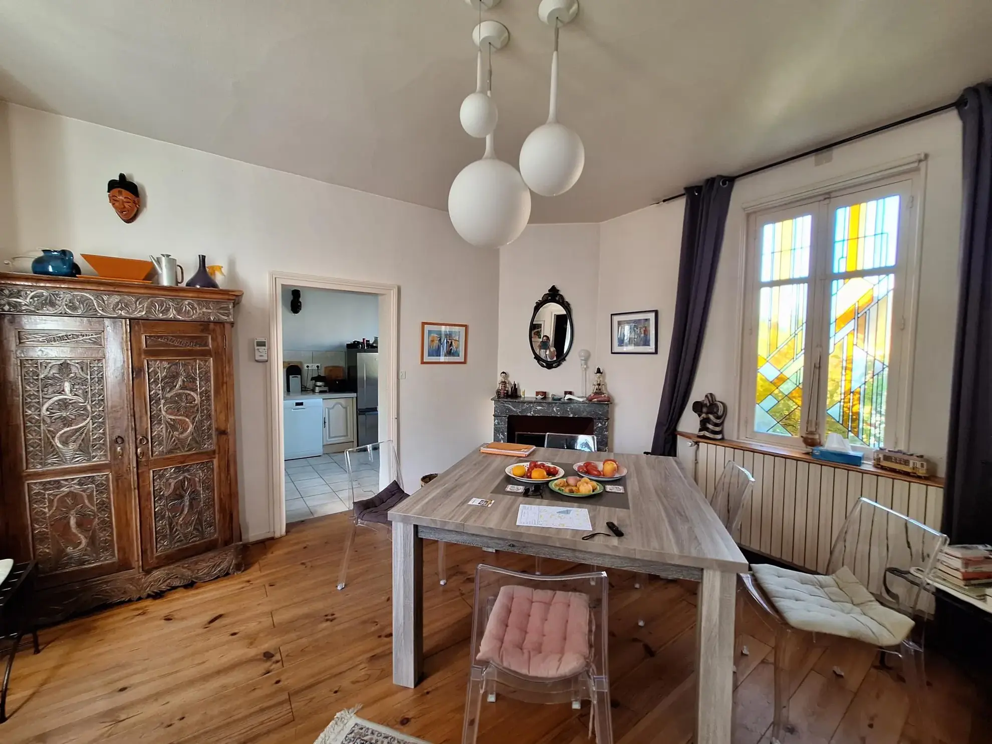 Maison avec piscine à Ribérac, 170m², jardin, garage et dépendances 
