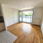 Appartements T2 rénové à Romainville proche transports et parking disponible