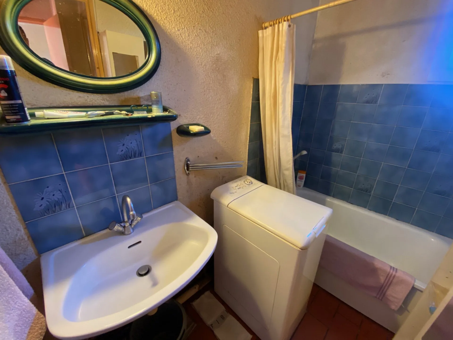 Appartement en bord de mer à La Londe-les-Maures, 2 pièces, terrasse, idéal investissement 
