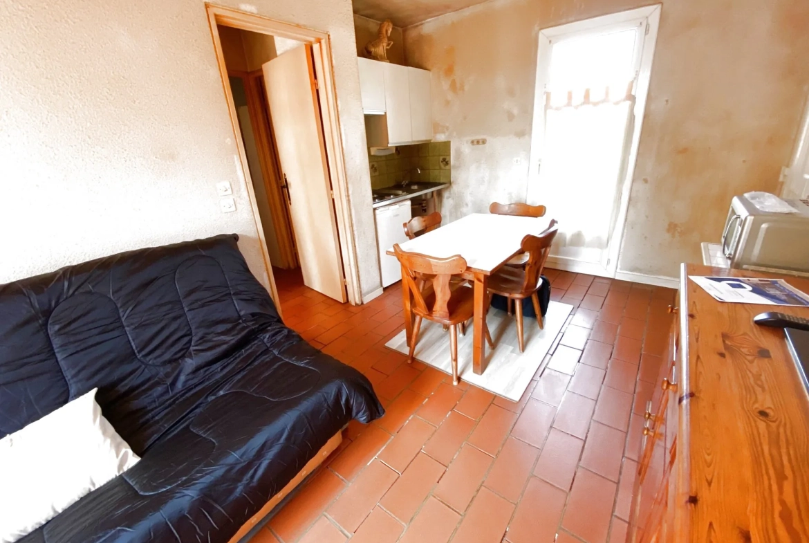 Appartement en bord de mer à La Londe-les-Maures, 2 pièces, terrasse, idéal investissement 