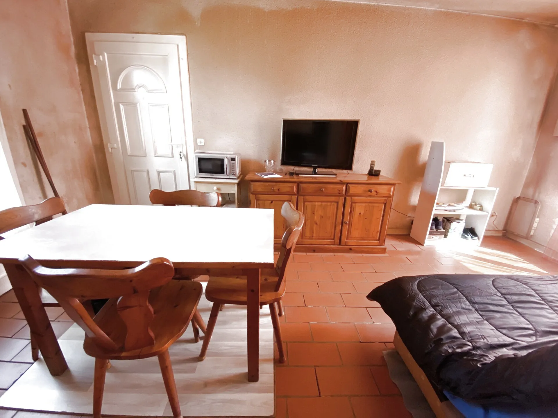 Appartement en bord de mer à La Londe-les-Maures, 2 pièces, terrasse, idéal investissement 