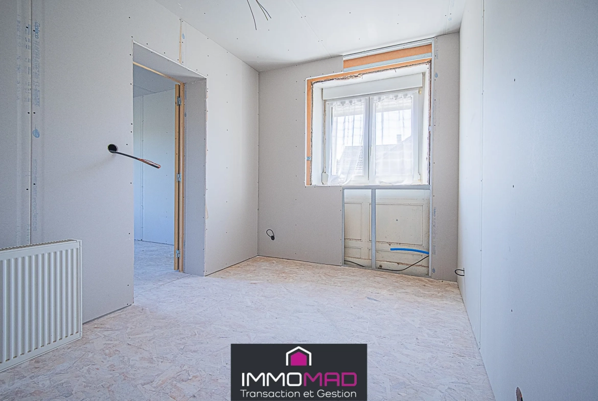Maison 155m² avec 4 chambres à Chauvoncourt à rénover - Quartier calme 