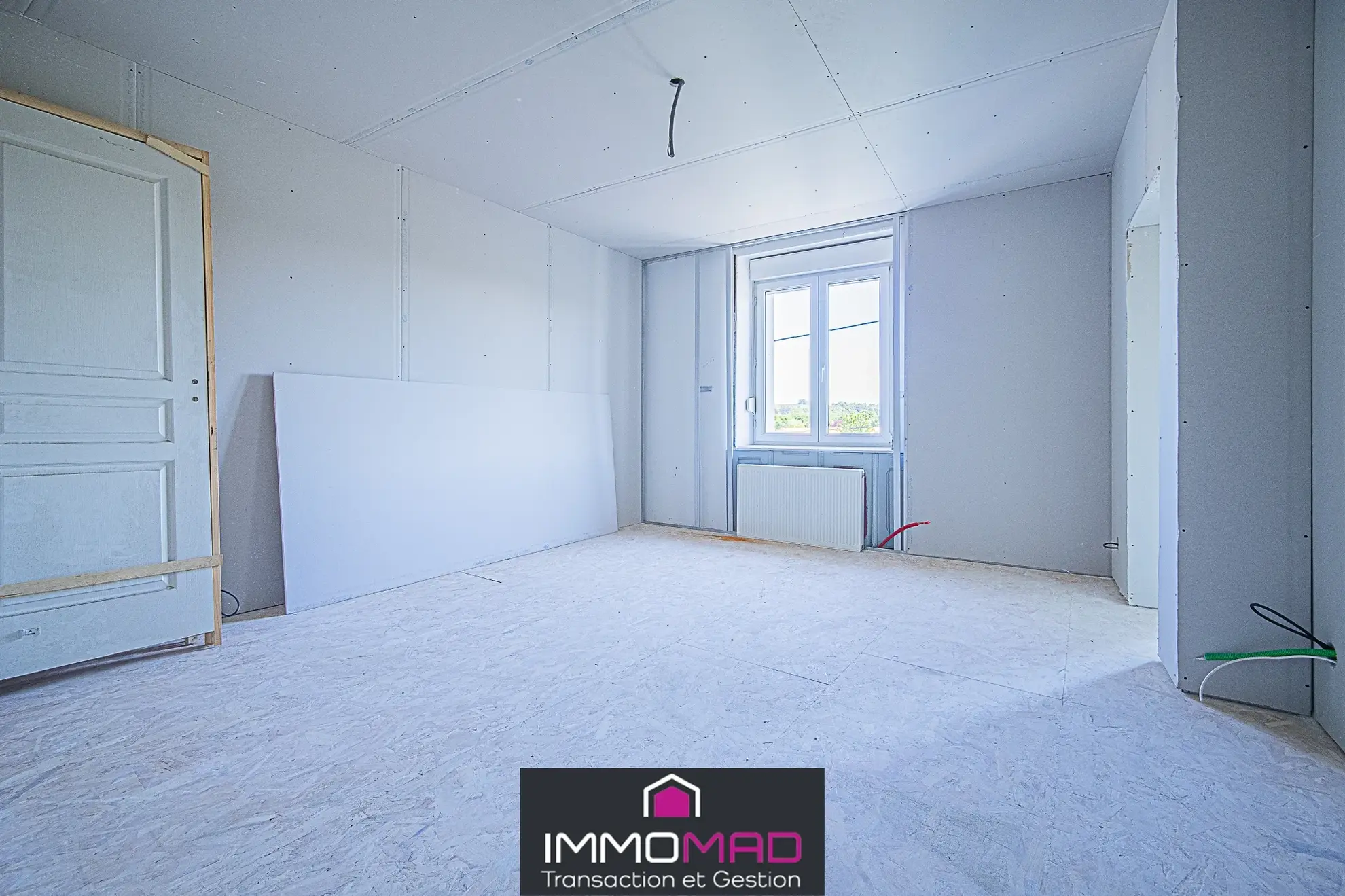 Maison 155m² avec 4 chambres à Chauvoncourt à rénover - Quartier calme 