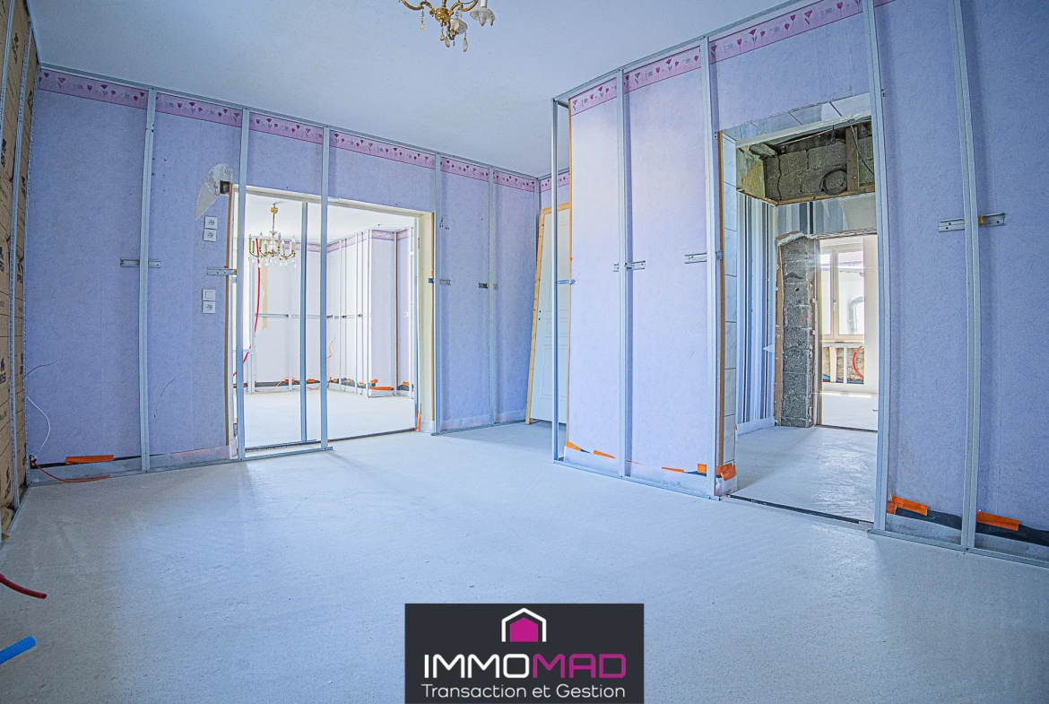 Maison 155m² avec 4 chambres à Chauvoncourt à rénover - Quartier calme 