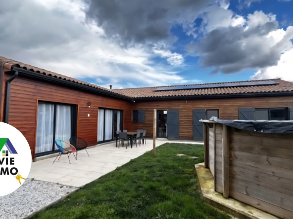 Magnifique maison en ossature bois avec piscine à Coulon - Éco-responsable, récente et spacieuse