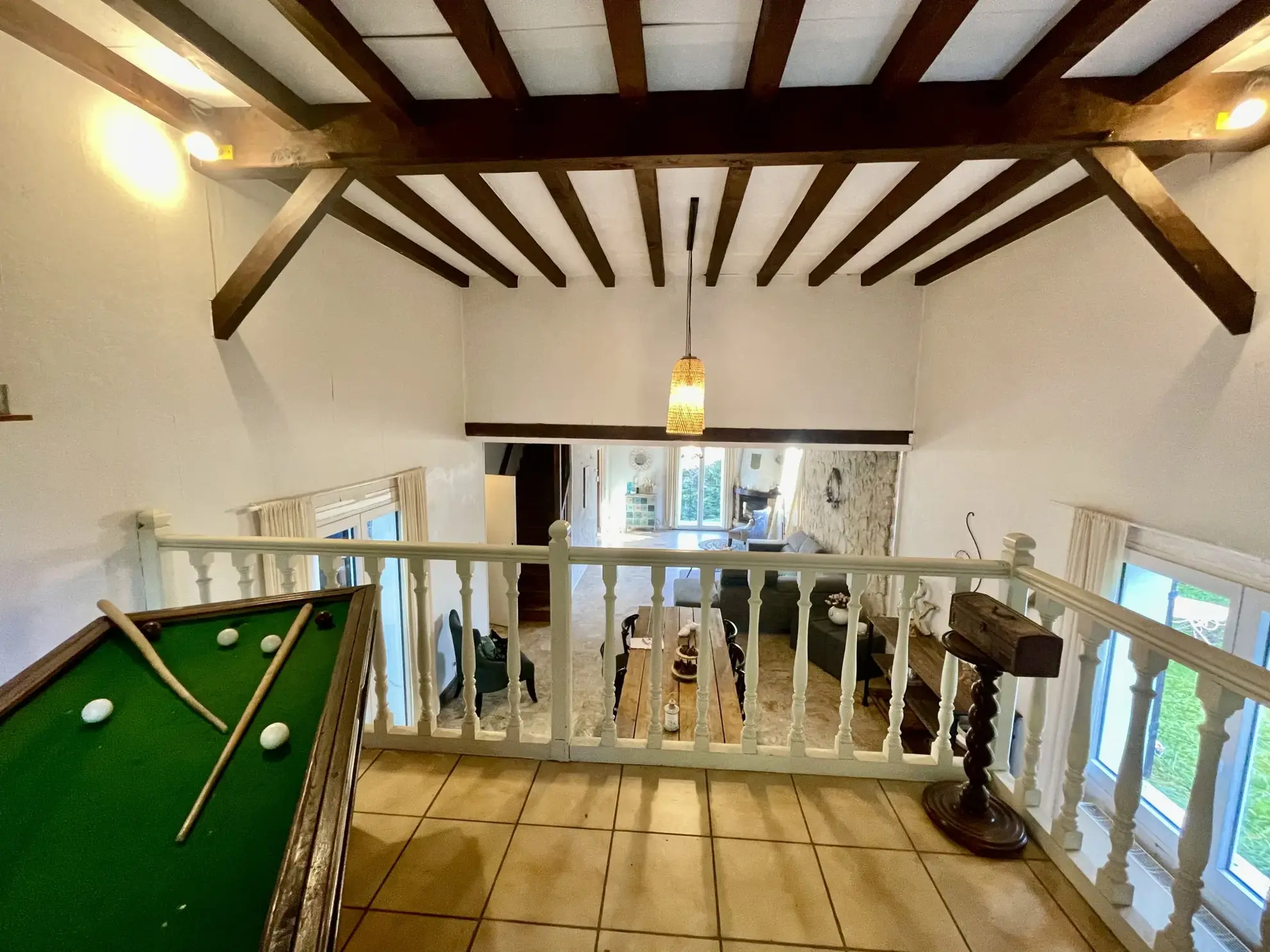 Maison rénovée avec piscine et 5 chambres à Périgueux 