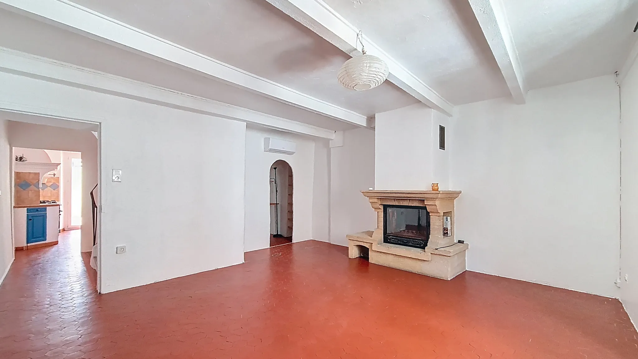 Maison de village 124 m² avec studio indépendant à Rougiers (83) 