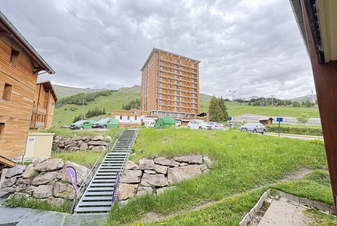 Charmant appartement T2 à Orcières Merlette avec balcon, piscine et parking 