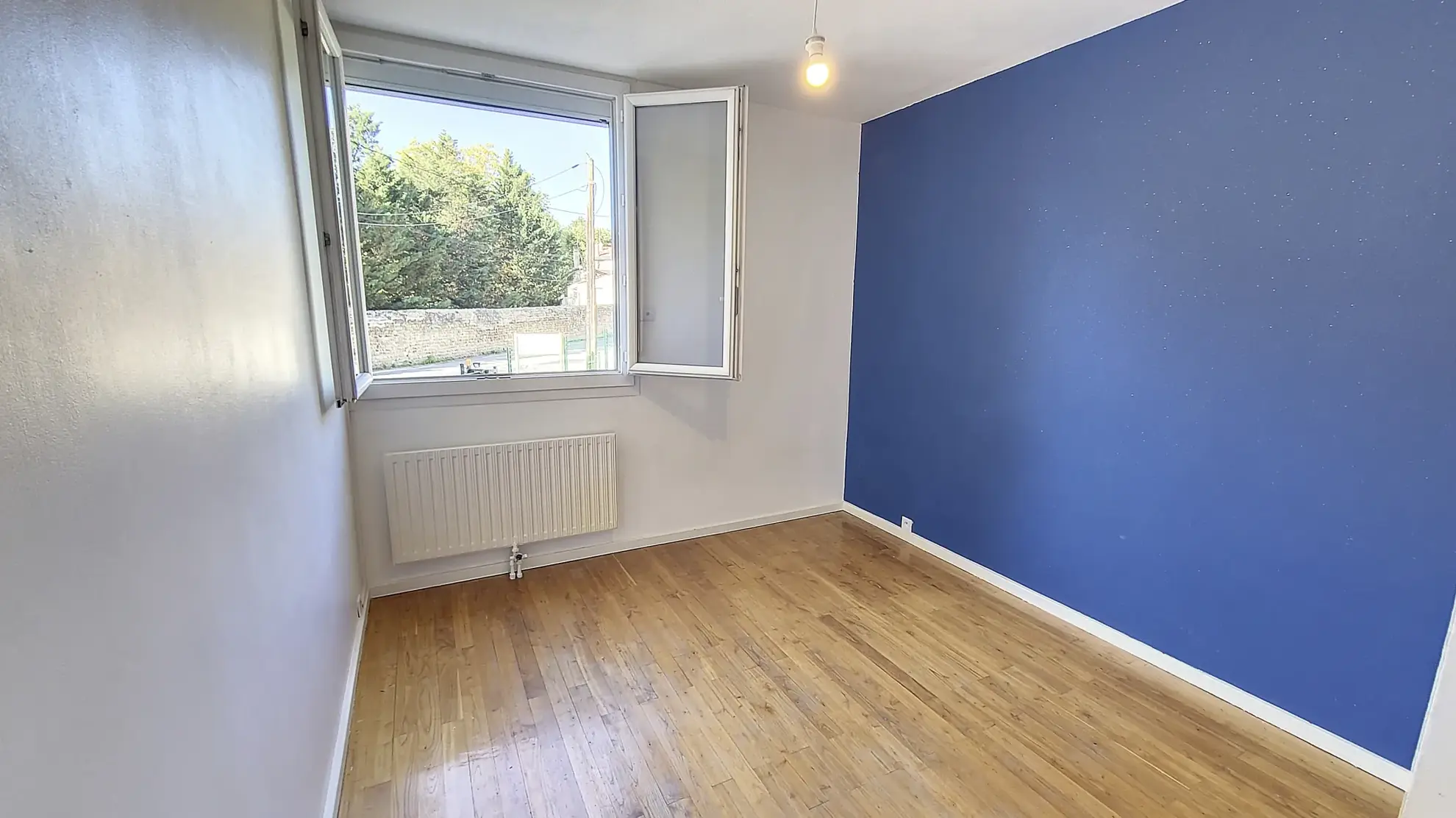 Appartement T4 à Irigny de 77 m² avec parking et cave - Résidence sécurisée 