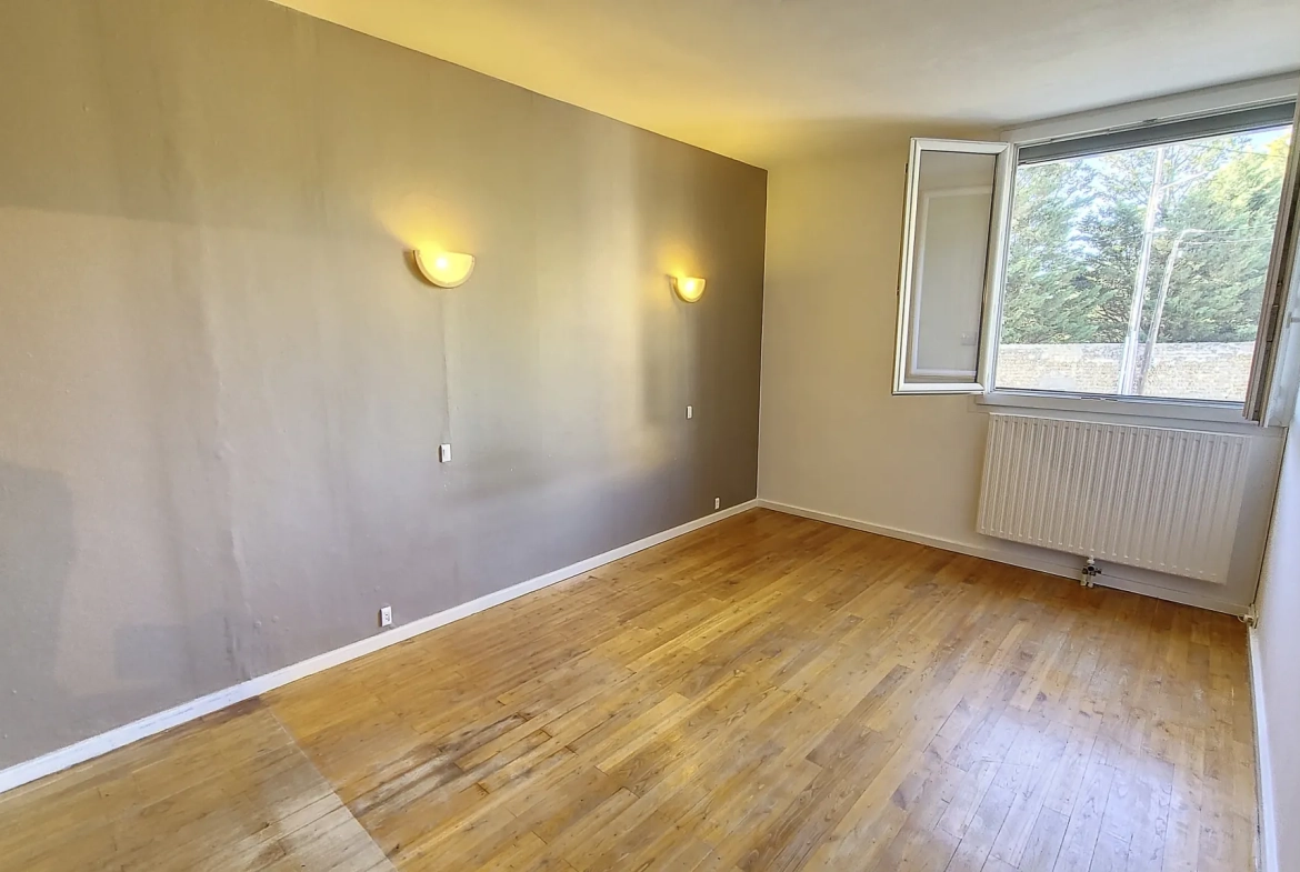 Appartement T4 à Irigny de 77 m² avec parking et cave - Résidence sécurisée 
