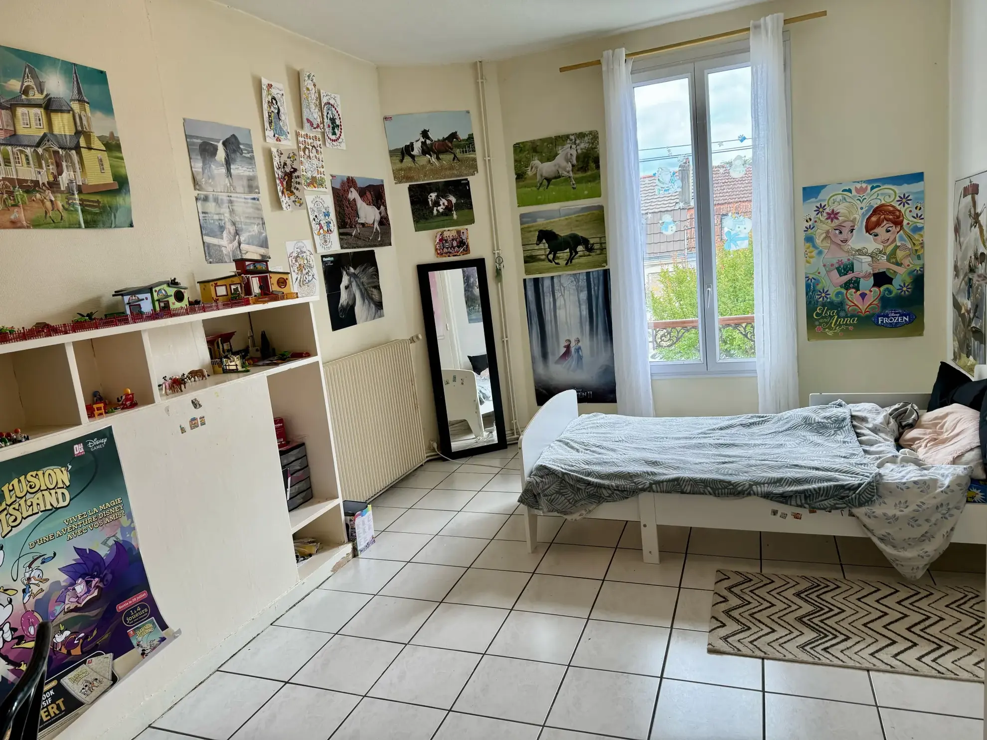 Investissement immobilier à Bergerac avec deux appartements loués, dépendance et grand garage 