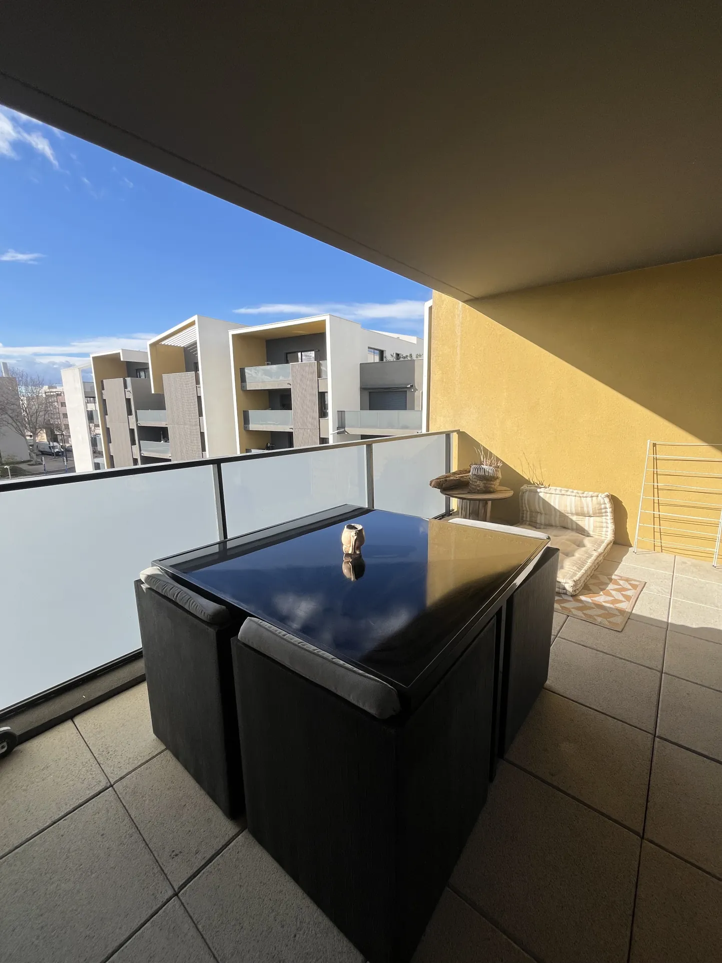 Appartement T3 récent avec terrasse, parking sécurisé à Saint Jean de Vedas 