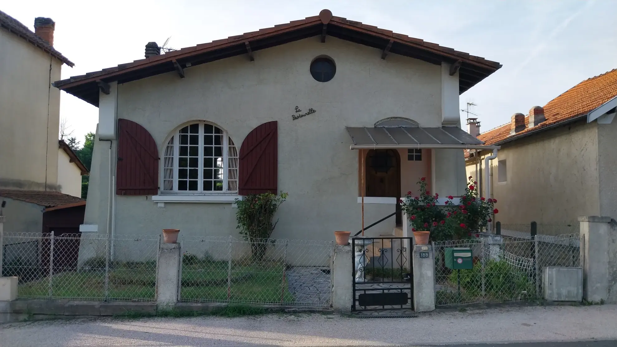 À vendre maison de ville à Marsac-sur-l'Isle avec garage et jardin clos 