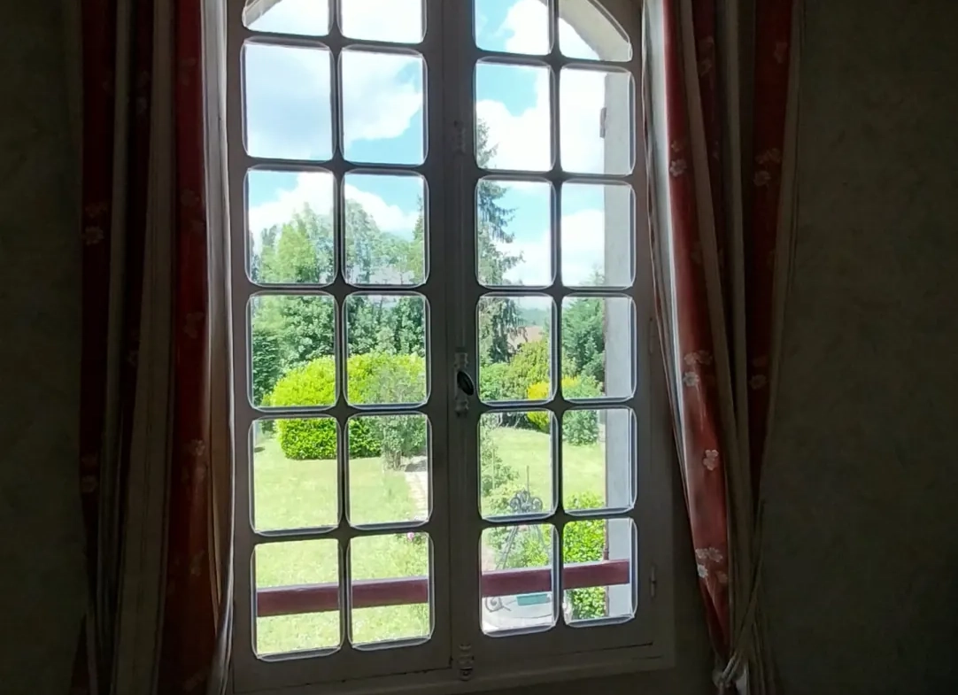 À vendre maison de ville à Marsac-sur-l'Isle avec garage et jardin clos 