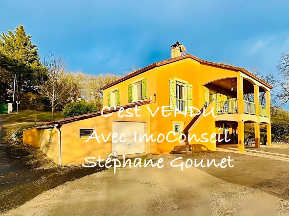 Maison de charme à Gourdon avec piscine, box, studio et grand terrain de 6038 m²
