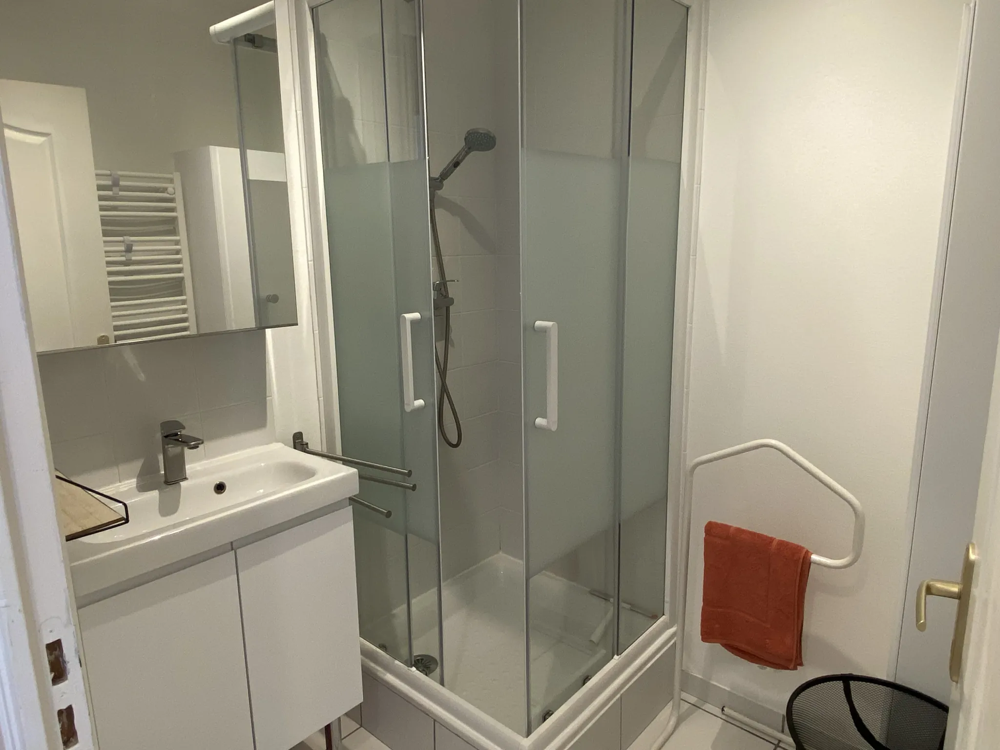 Bel appartement T3 à Pontivy proche du centre-ville et de la gare 