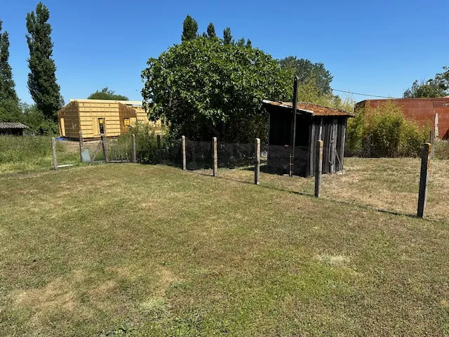 Terrain constructible de 600 m² à Soulac-sur-Mer proche de la gare 